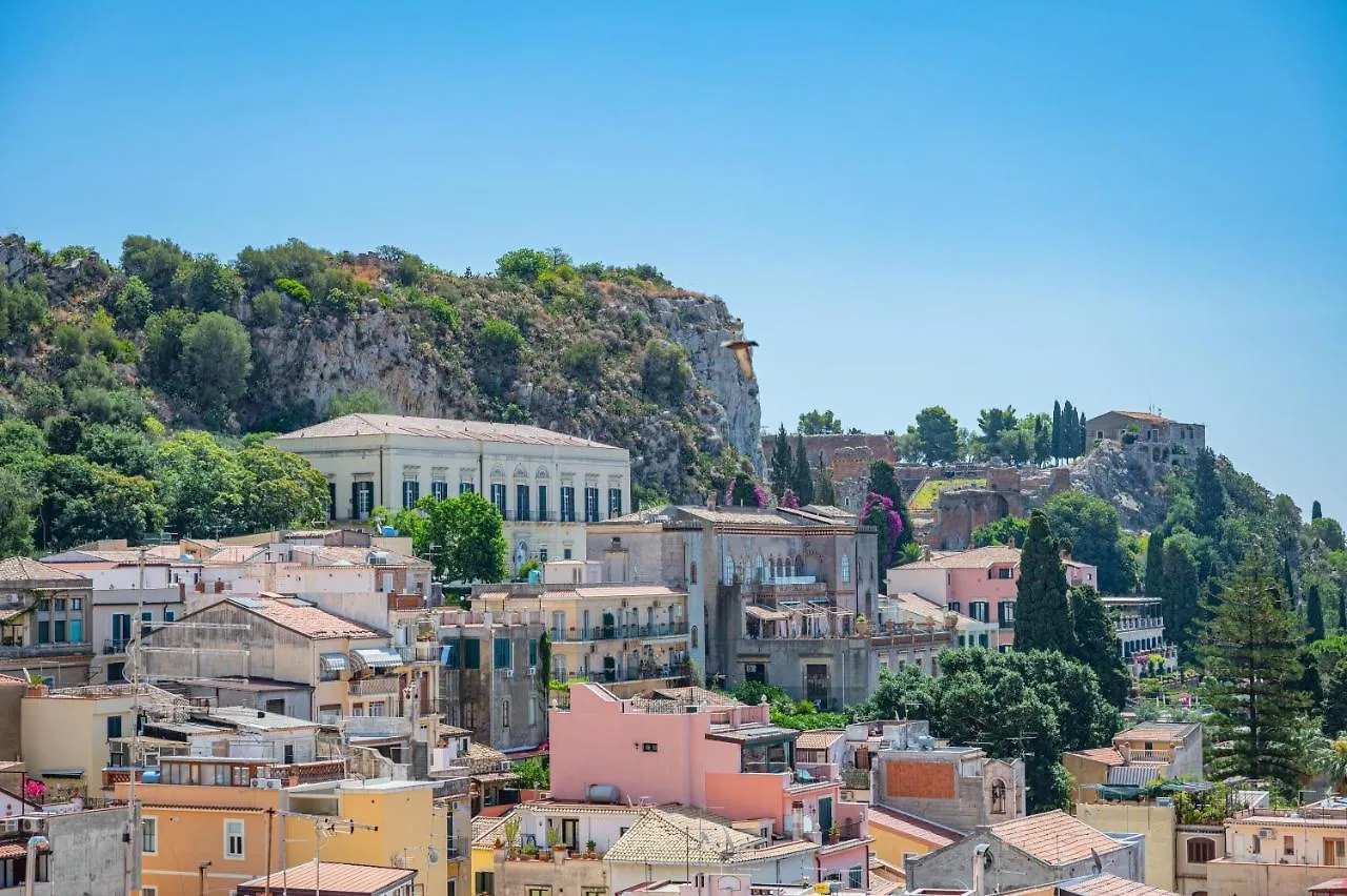 Hotel Il Piccolo Giardino Gh ***Superior Taormina 3*,  Italia
