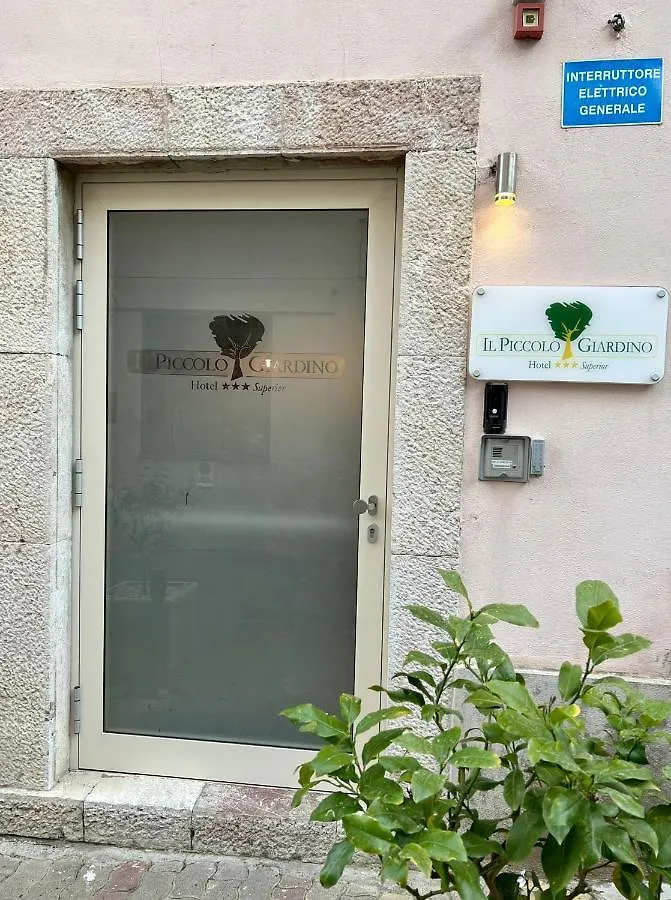 فندق Il Piccolo Giardino Gh ***Superior تاورمينا 3*,  إيطاليا